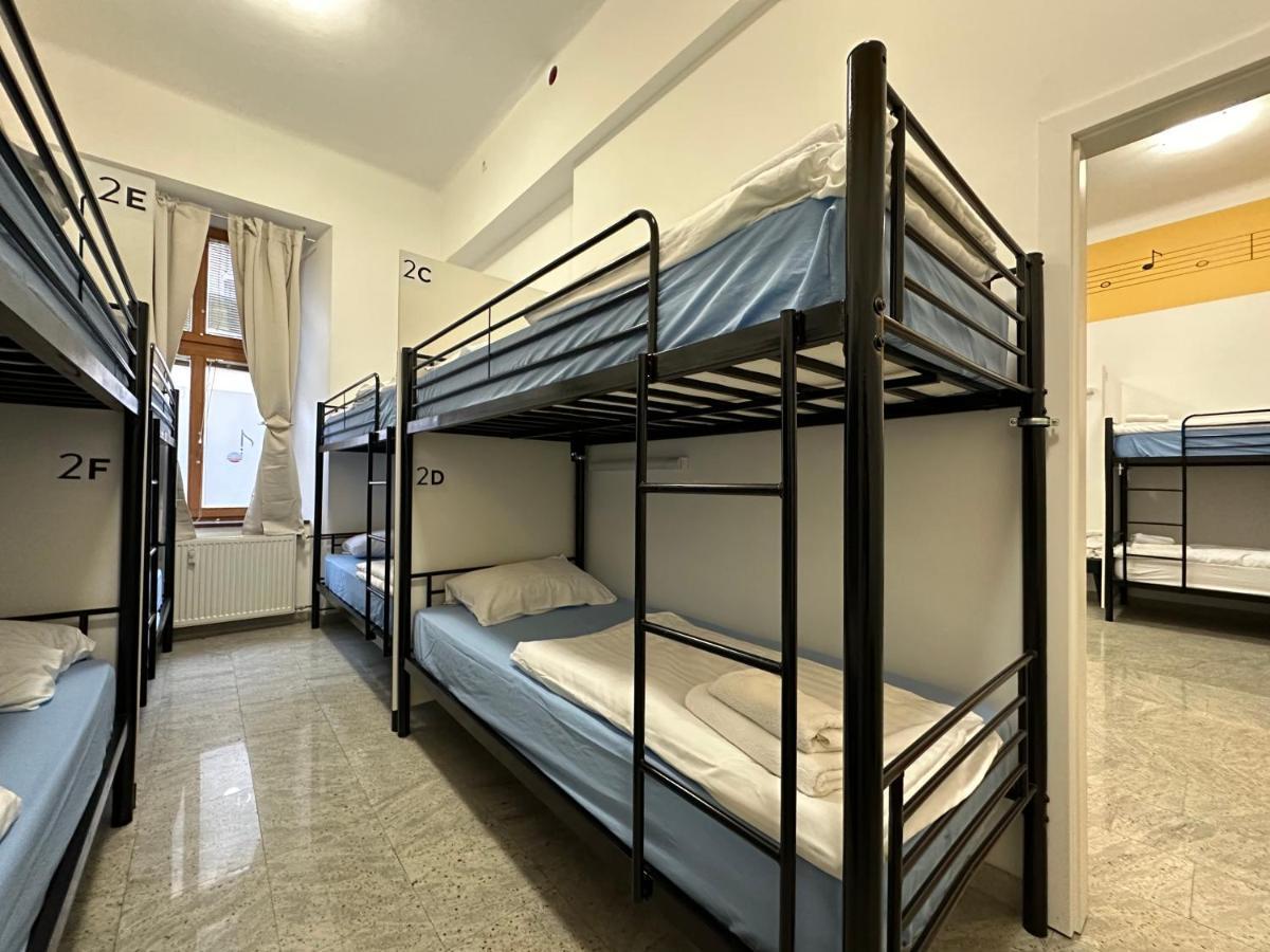 Hostel Opera 류블랴나 외부 사진